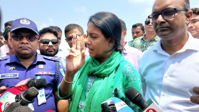 কক্সবাজারের প্রায় ১২ হাজার একর বনভূমি বন বিভাগকে ফেরত দেয়া হচ্ছে